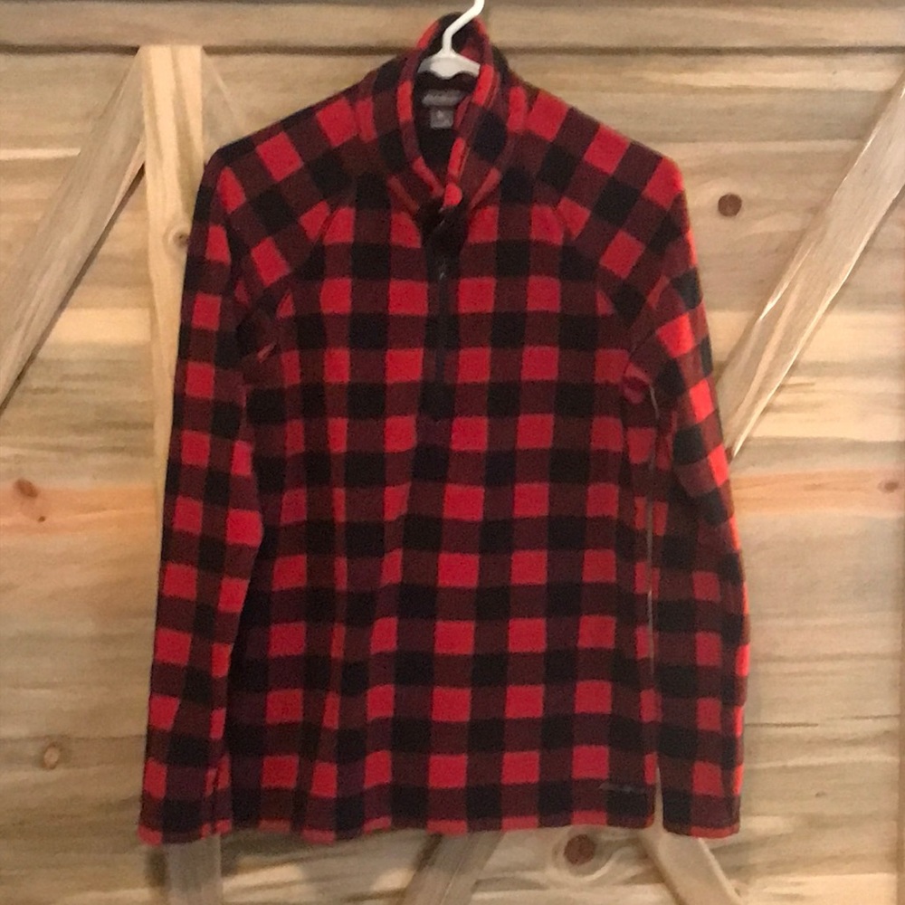 Fleece quarter zip pullover